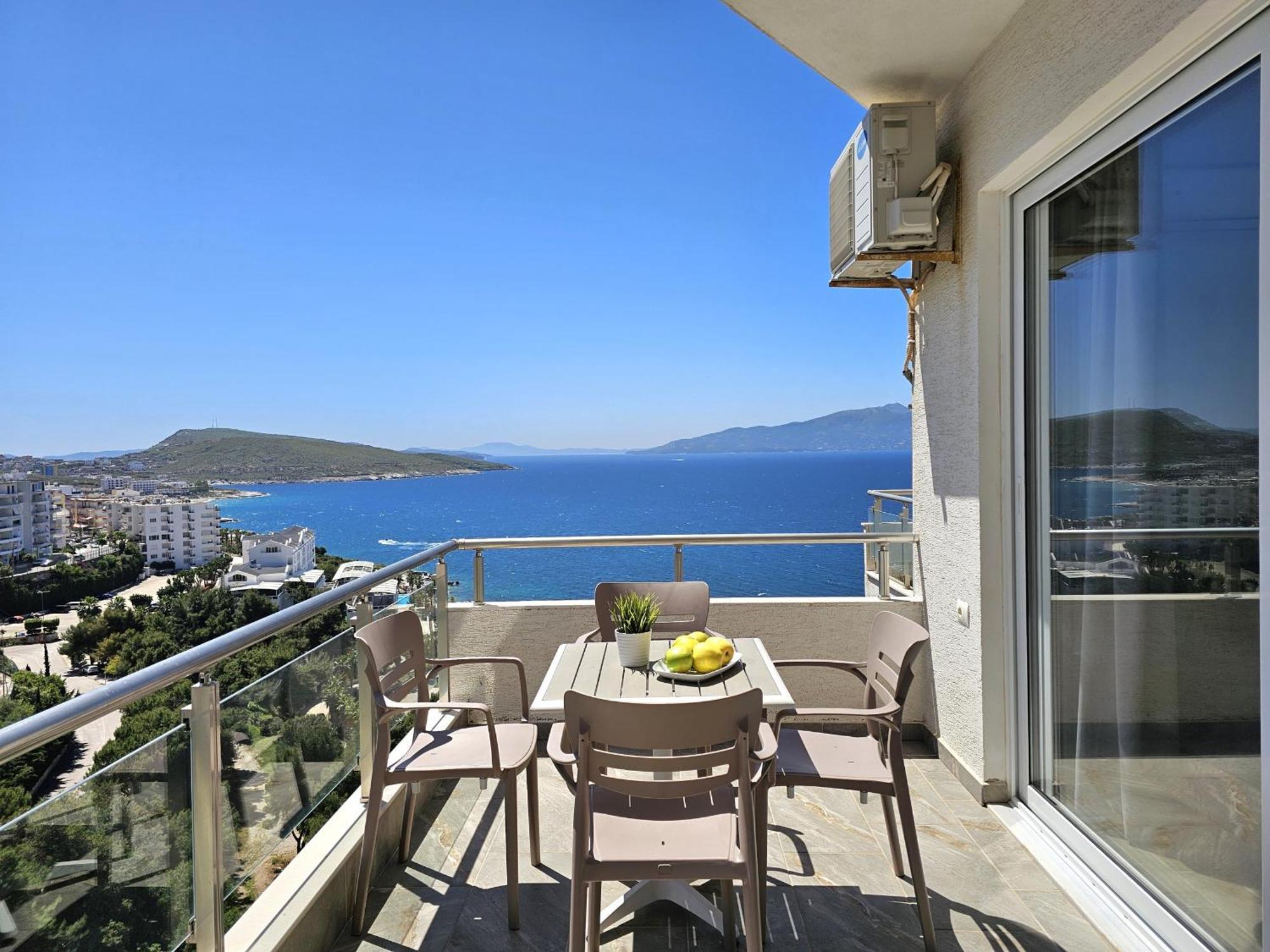 Brand New Apartments Sarande Bagian luar foto