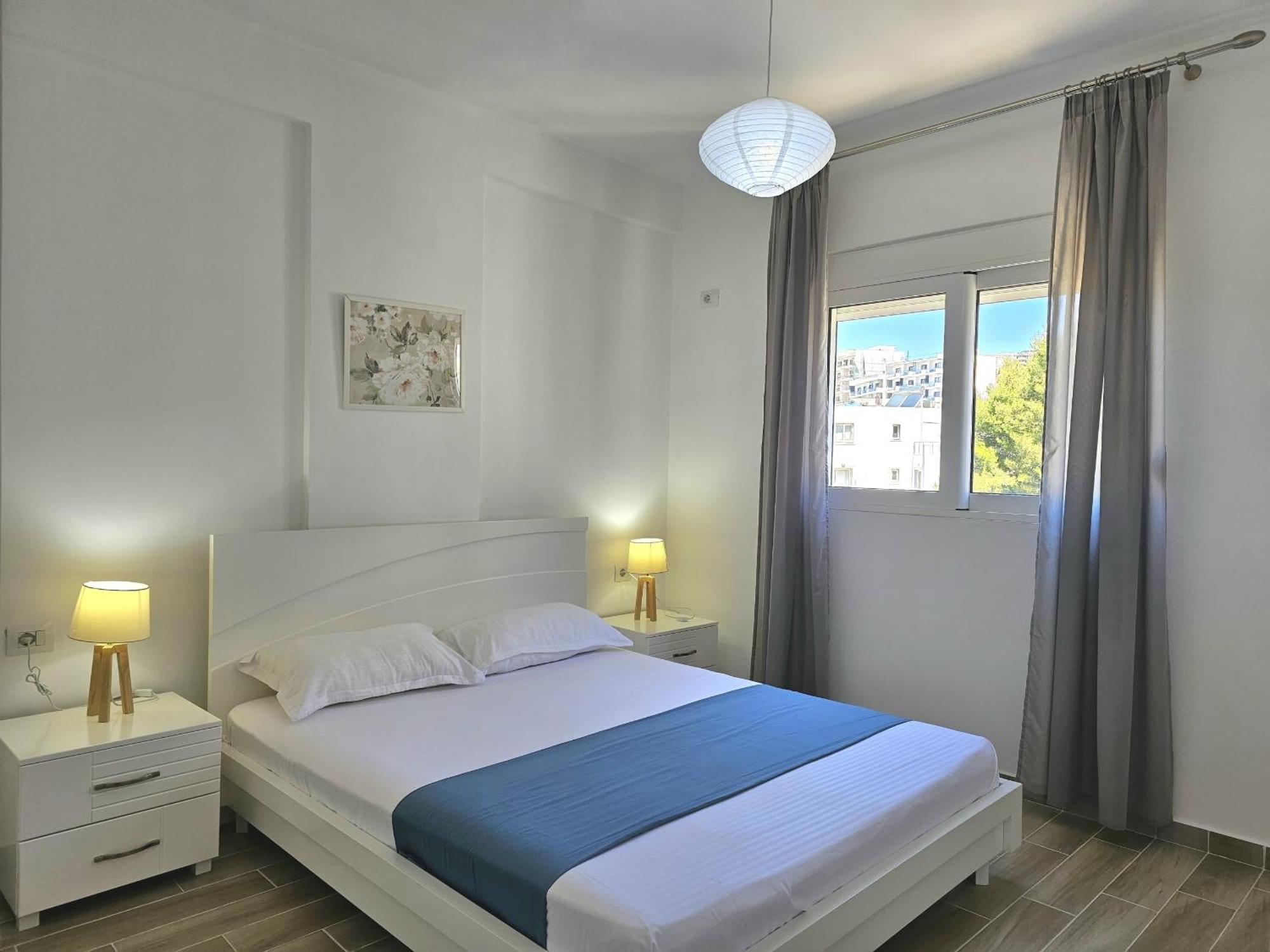 Brand New Apartments Sarande Bagian luar foto