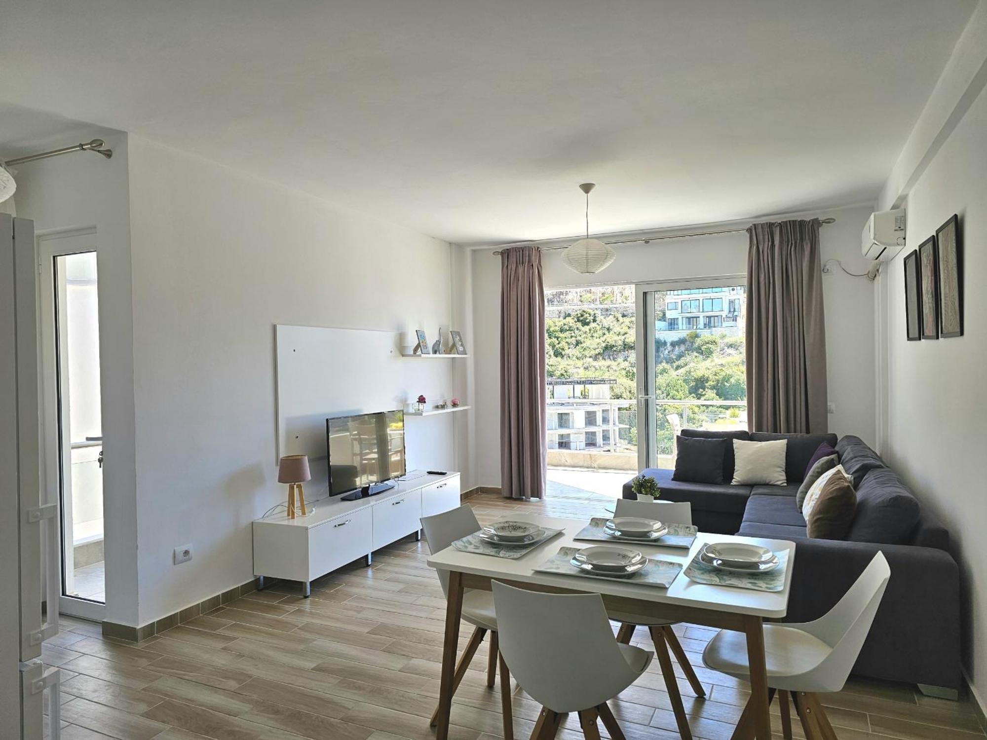 Brand New Apartments Sarande Bagian luar foto